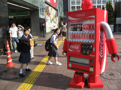 Máquina-robot cocacola Japón