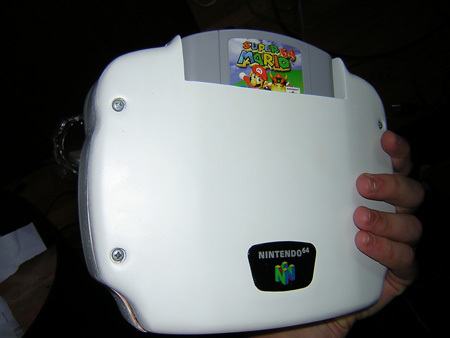 Nintendo 64 portatil 2